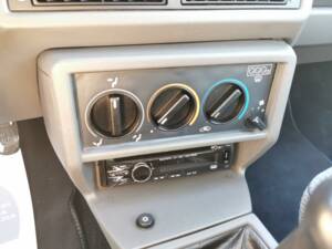 Image 13/45 of Alfa Romeo 75 1.8 (1987)