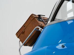 Imagen 8/15 de BMW Isetta 250 (1963)