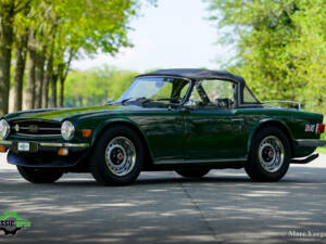 Image 36/52 of Triumph TR 6 (1973)