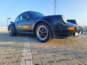 Immagine 14/49 di Porsche 911 Turbo 3.3 (1981)