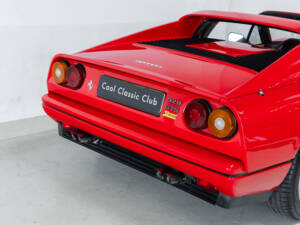 Bild 28/38 von Ferrari 328 GTS (1987)