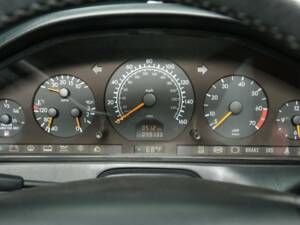 Imagen 14/30 de Mercedes-Benz SL 500 (1998)
