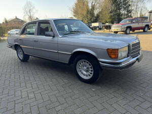 Image 3/22 of Mercedes-Benz 450 SE (1977)