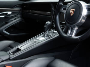 Imagen 42/51 de Porsche 911 Turbo (2014)