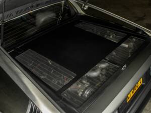 Image 57/66 of DeLorean DMC-12 (1981)