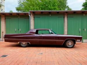 Bild 7/200 von Cadillac Coupe DeVille (1968)