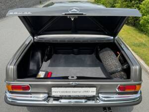 Image 37/47 of Mercedes-Benz 280 SE (1969)