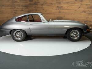 Image 9/19 of Jaguar Type E 3.8 (1964)