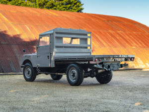 Image 9/31 of Land Rover 107 (1957)