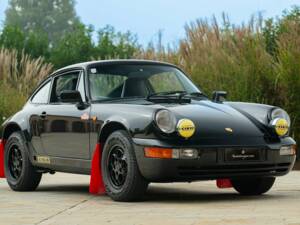 Imagen 9/50 de Porsche 911 Carrera 3.2 (1986)