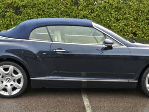 Image 5/50 de Bentley Continental GTC (2008)