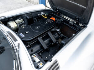 Image 60/69 of Ferrari 365 GT 2+2 (1969)