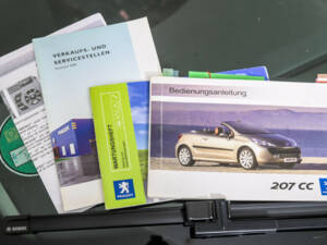 Imagen 48/50 de Peugeot 207 CC 1.6 VTi (2008)