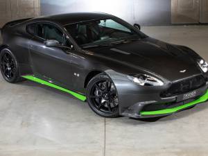 Image 18/41 of Aston Martin Vantage GT8 (2017)