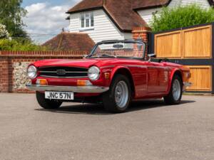 Immagine 17/50 di Triumph TR 6 (1975)