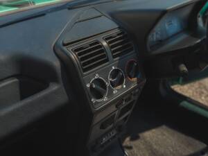Bild 23/50 von Peugeot 205 GTi 1.9 (1991)