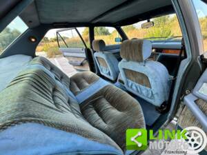 Image 6/10 of Maserati 420 i (1987)