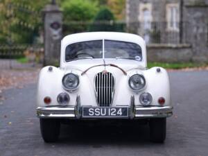 Image 6/28 of Jaguar XK 140 FHC (1955)