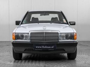 Image 13/50 de Mercedes-Benz 190 D (1986)