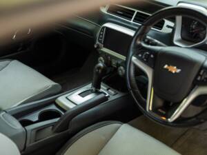 Image 33/33 de Chevrolet Camaro (2015)