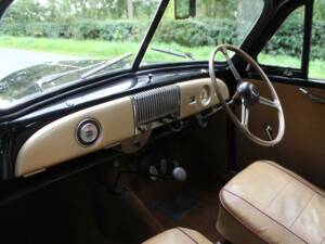 Image 11/16 of Morris Minor MM (1950)