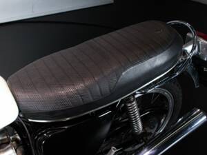 Bild 10/12 von Triumph DUMMY (1975)