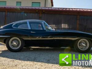 Image 4/10 of Jaguar Type E 3.8 (1963)