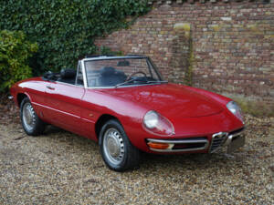 Afbeelding 17/50 van Alfa Romeo 1600 Spider Duetto (1967)