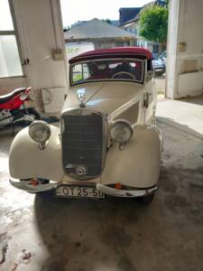 Image 1/9 of Mercedes-Benz 170 V Cabriolet B (1939)