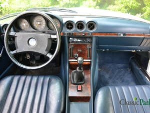 Image 12/41 of Mercedes-Benz 280 SLC (1979)