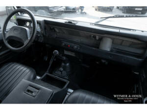 Image 12/21 de Land Rover Defender 90 (1996)