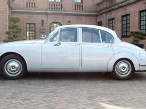 Bild 4/42 von Jaguar 240 (1968)