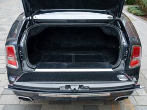 Bild 24/27 von Rolls-Royce Phantom Coupé (2013)