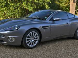 Bild 7/50 von Aston Martin V12 Vanquish (2001)