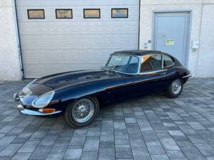 Image 17/33 of Jaguar E-Type 4.2 (1966)