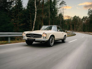 Afbeelding 1/6 van Mercedes-Benz 280 SL (1968)