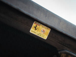 Image 33/38 of Ferrari 208 GTB Turbo (1987)