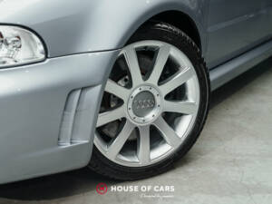 Image 11/25 de Audi RS4 Avant (2001)