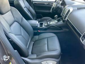 Image 11/20 de Porsche Cayenne Diesel (2014)