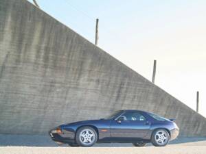 Immagine 30/50 di Porsche 928 GTS (1992)