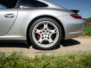 Image 37/82 of Porsche 911 Carrera 4S (WLS) (2006)