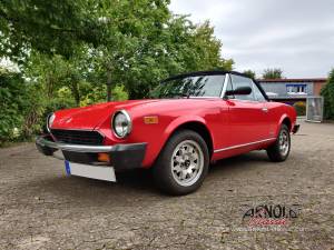 Image 2/29 of FIAT 124 Spider DS (1984)
