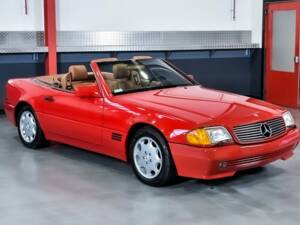 Immagine 7/7 di Mercedes-Benz SL 500 (1993)