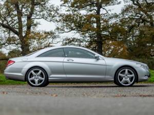 Bild 2/50 von Mercedes-Benz CL 500 (2009)