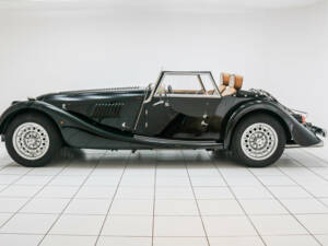 Image 2/18 of Morgan Plus 8 (2003)
