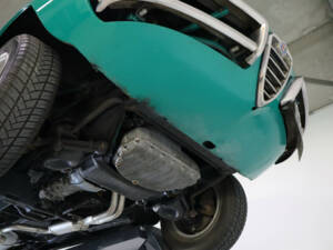 Image 31/50 of Alfa Romeo 1750 Spider Veloce (1969)