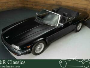 Image 1/19 de Jaguar XJS 5.3 V12 (1990)