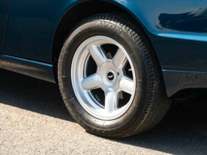 Image 23/50 of Aston Martin Virage Volante (1993)