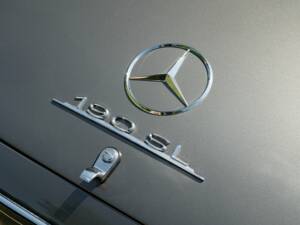 Imagen 42/50 de Mercedes-Benz 190 SL (1962)