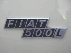 Image 15/16 of FIAT 500 L (1973)
